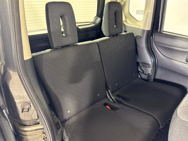 HONDA N-BOX+
