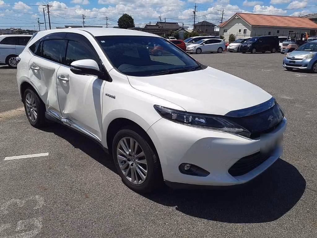 TOYOTA HARRIER