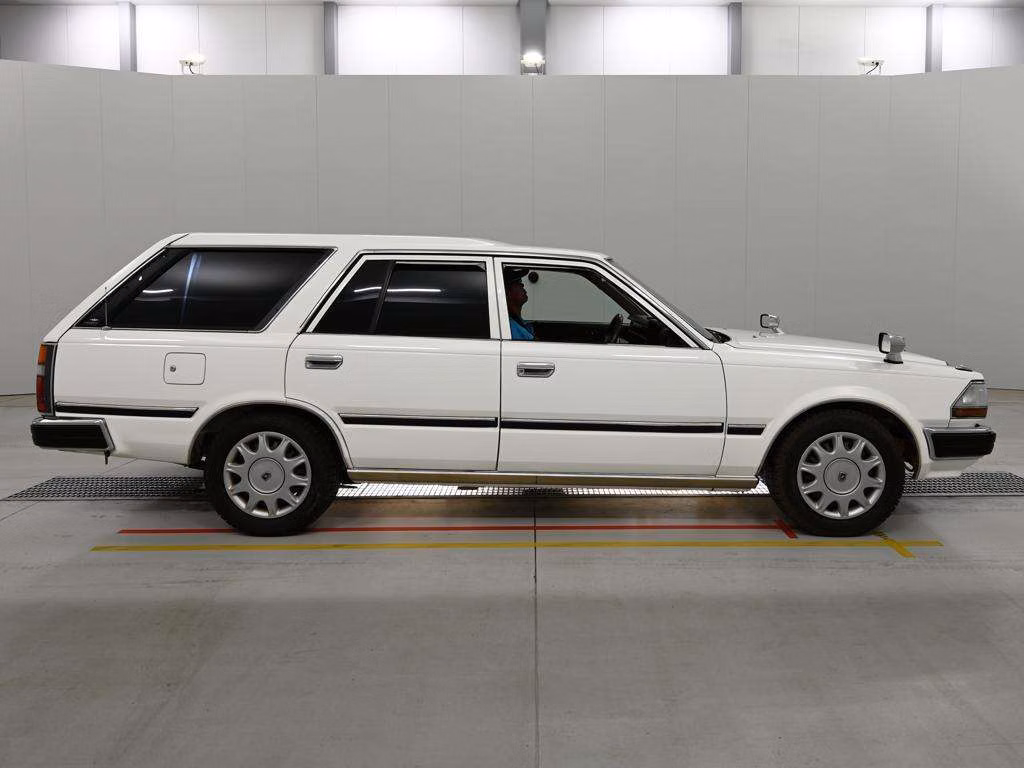 NISSAN CEDRIC