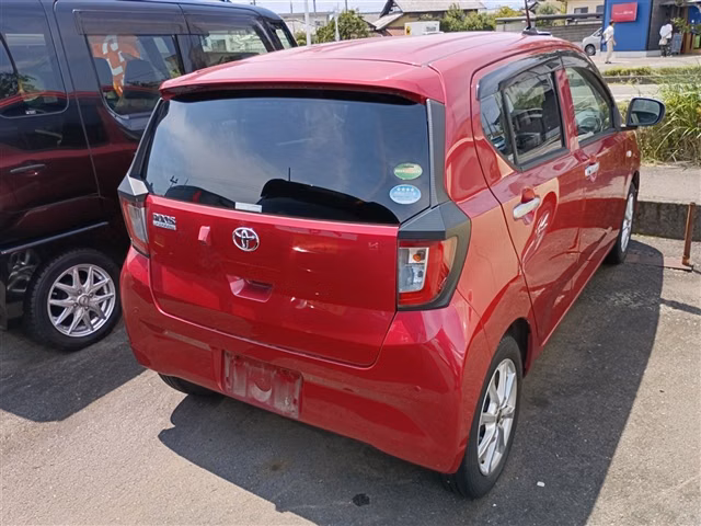 TOYOTA PIXIS EPOCH