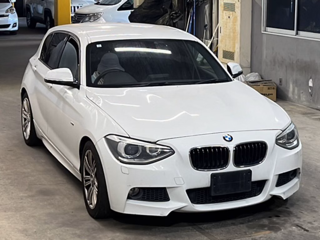 BMW 1-SERIES