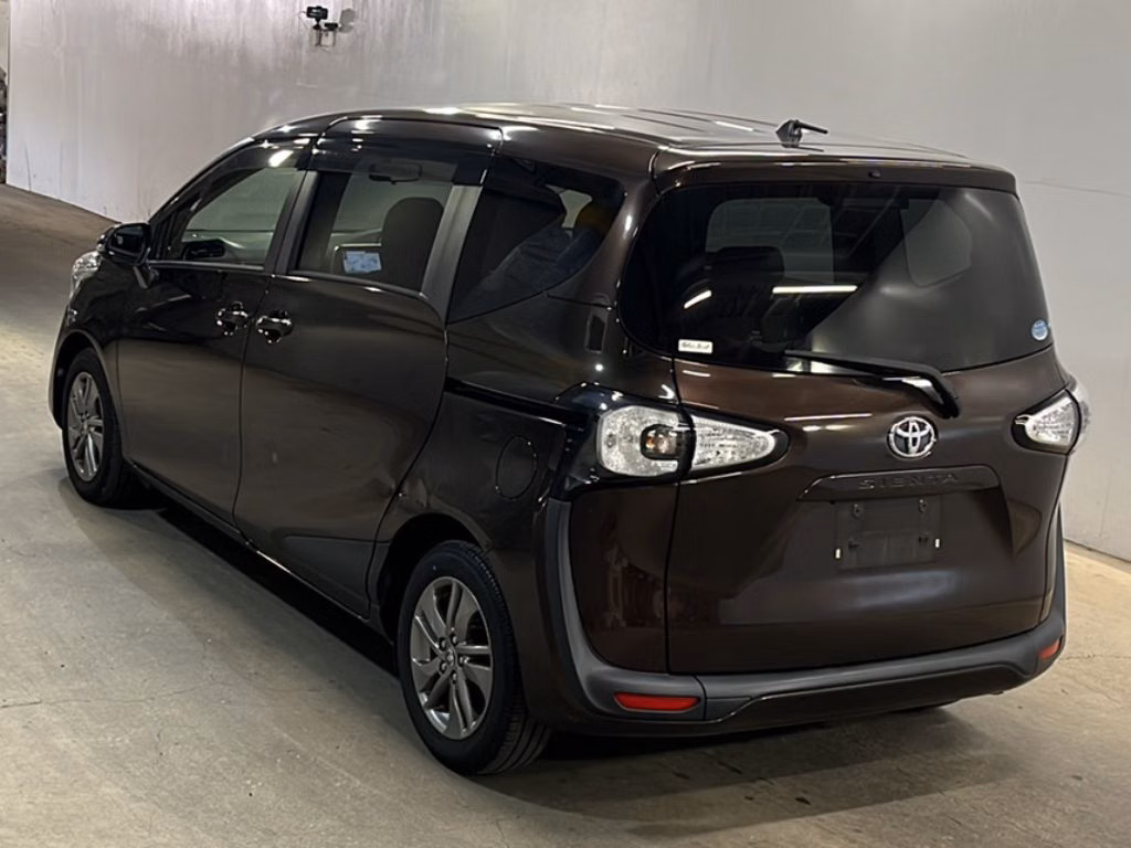 TOYOTA SIENTA