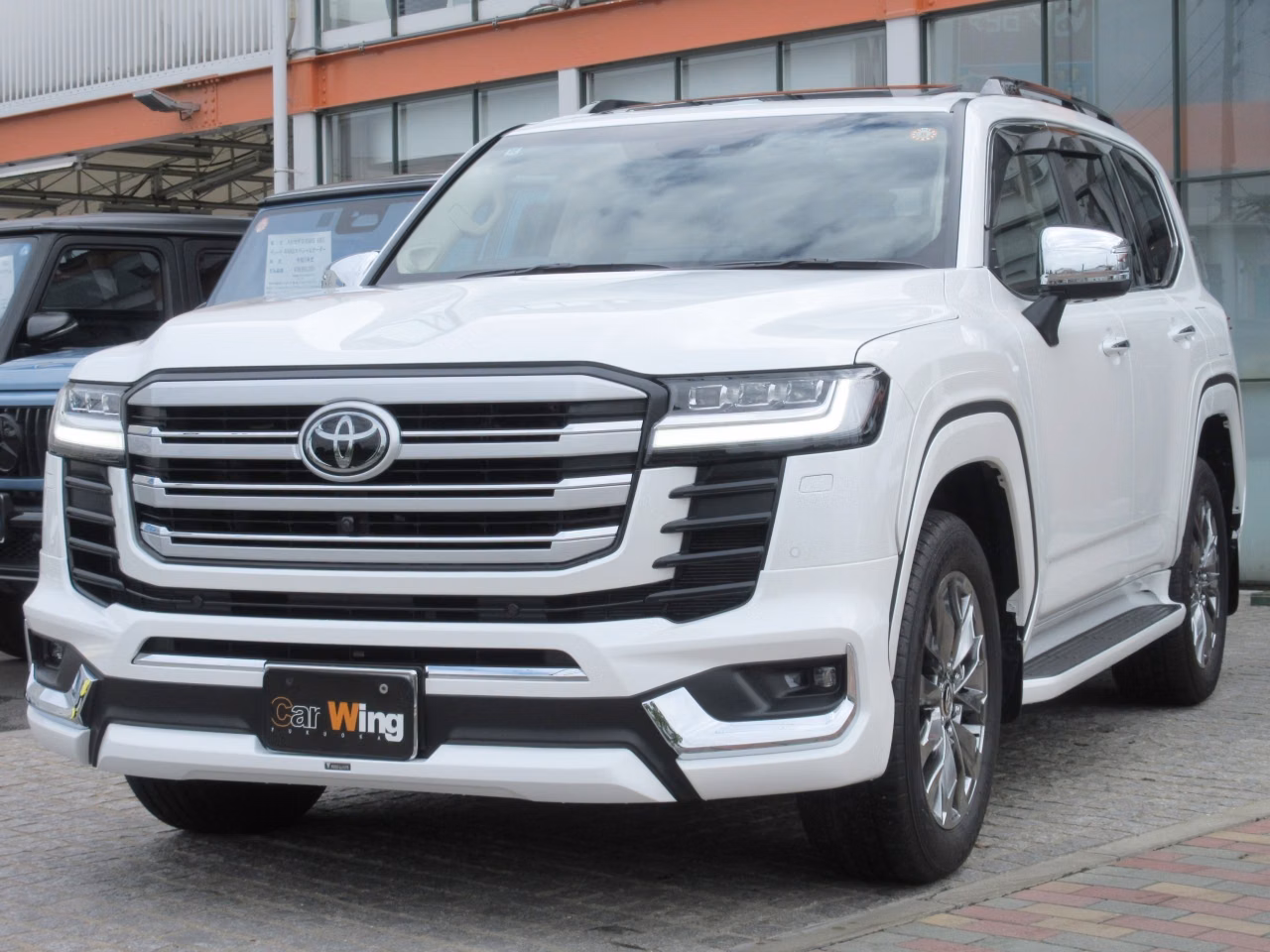 TOYOTA LAND CRUISER