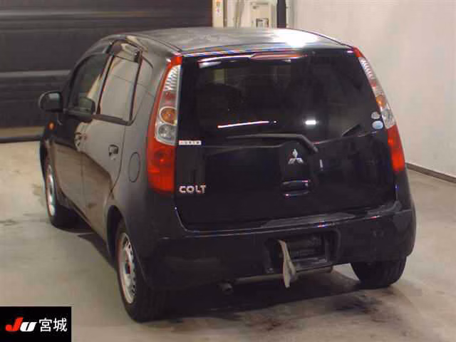 MITSUBISHI COLT