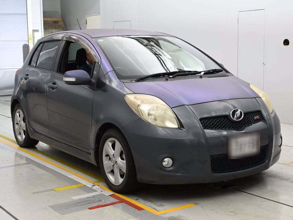 TOYOTA VITZ