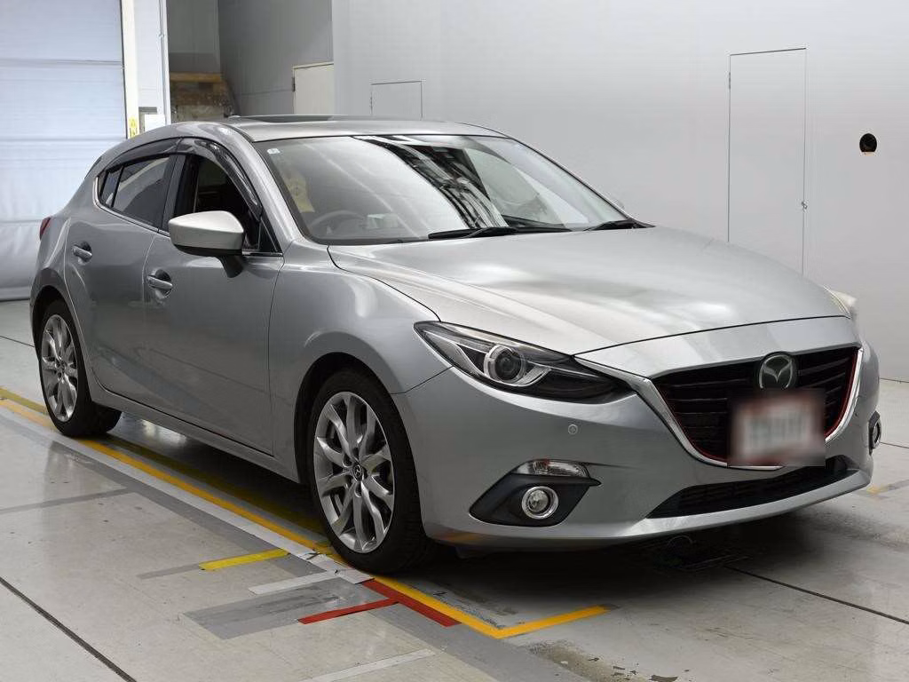 MAZDA AXELA