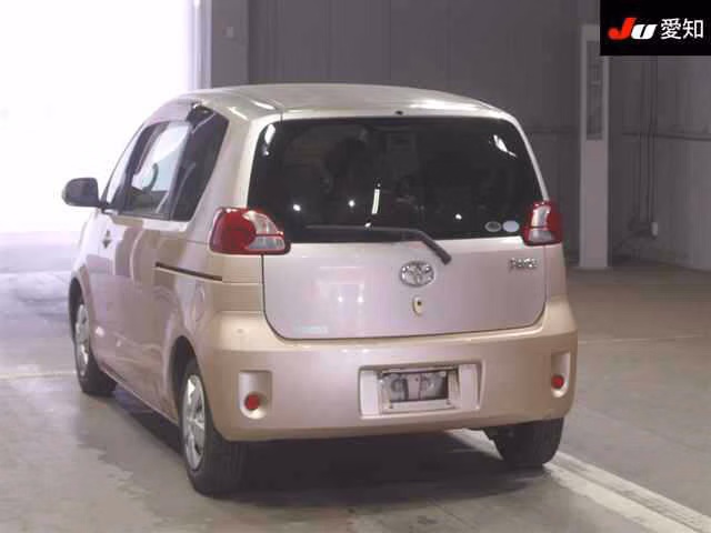 TOYOTA PORTE