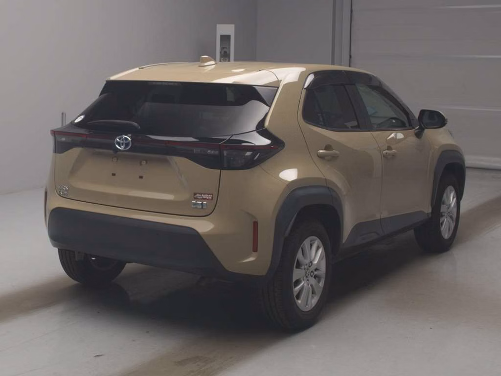 TOYOTA YARIS CROSS