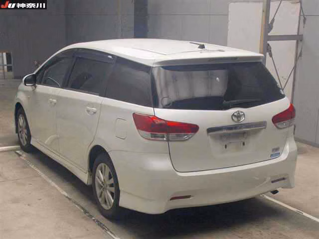 TOYOTA WISH