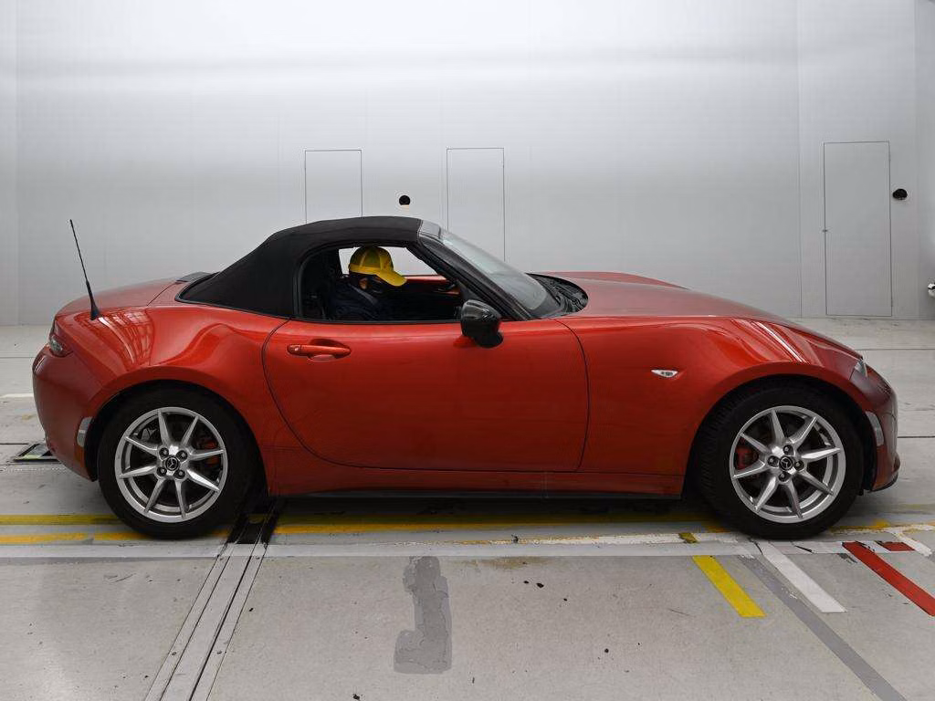 MAZDA MX-5