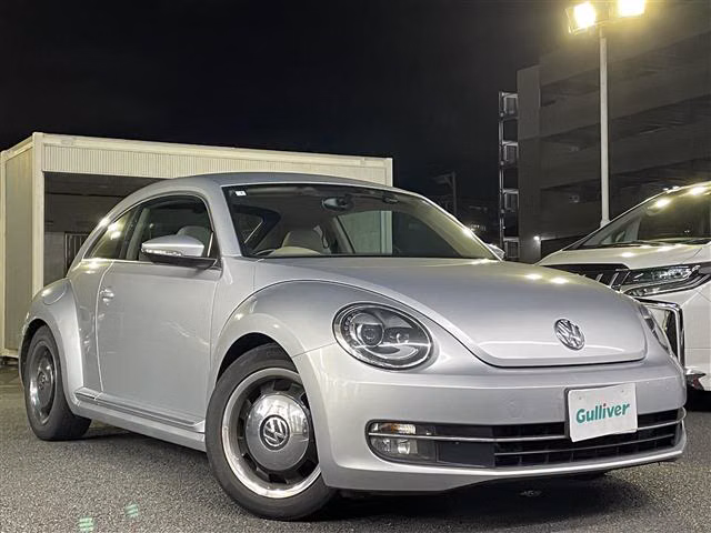 VOLKSWAGEN BEETLE