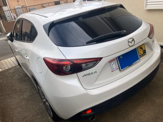 MAZDA AXELA