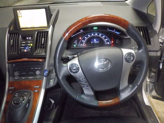 TOYOTA SAI