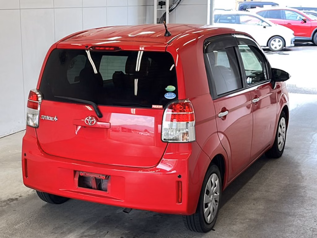 TOYOTA SPADE