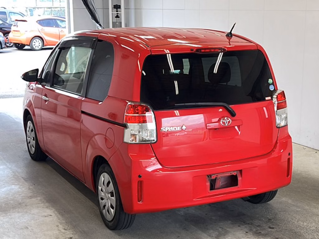 TOYOTA SPADE
