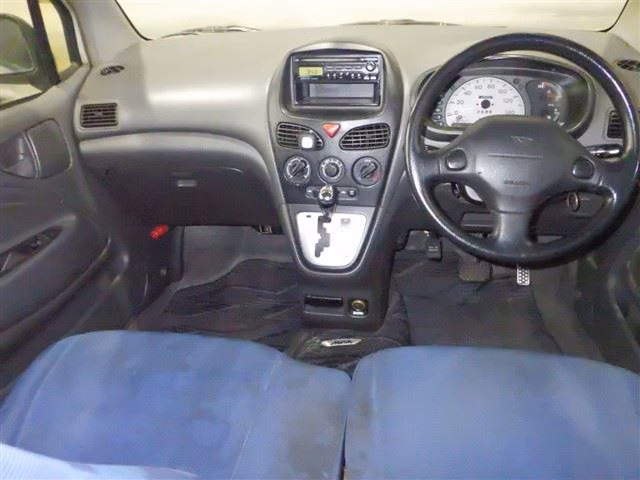 DAIHATSU MAX