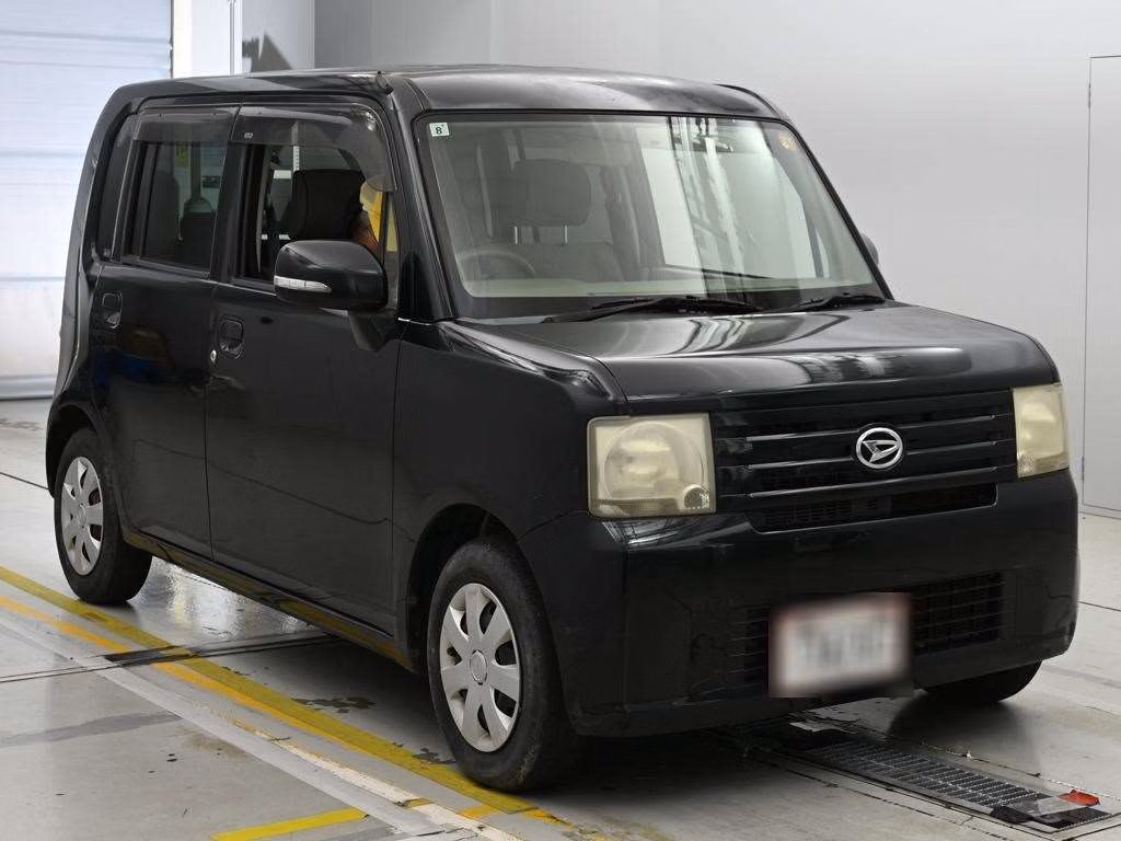 DAIHATSU MOVE CONTE