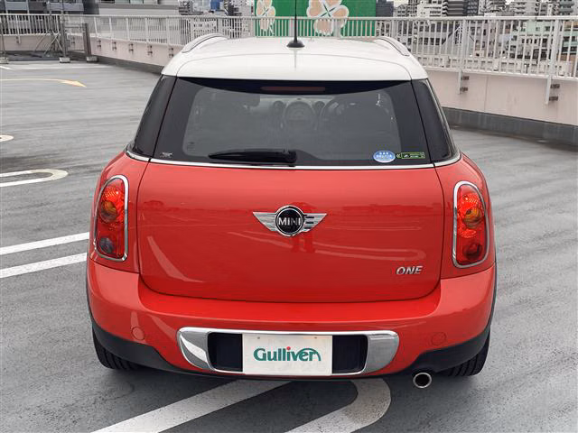 MINI CROSSOVER
