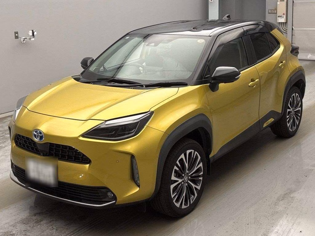 TOYOTA YARIS CROSS