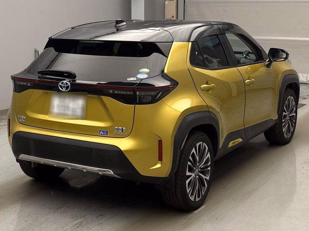 TOYOTA YARIS CROSS