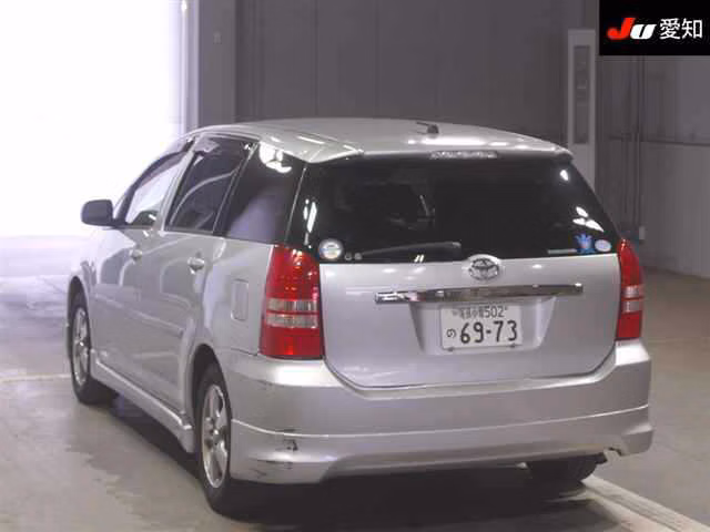 TOYOTA WISH