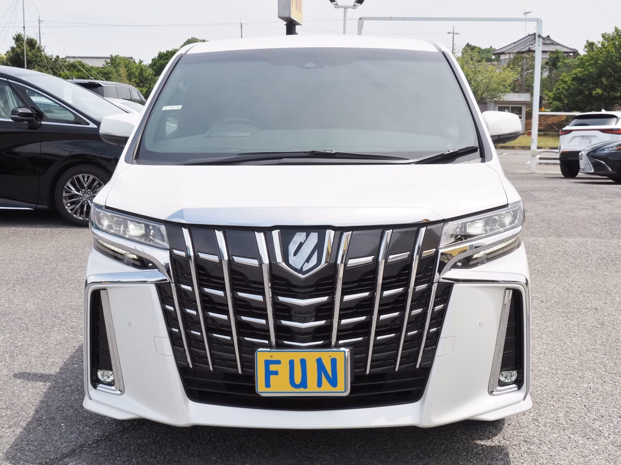 TOYOTA ALPHARD