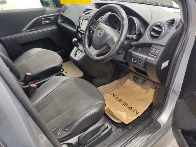 NISSAN LAFESTA