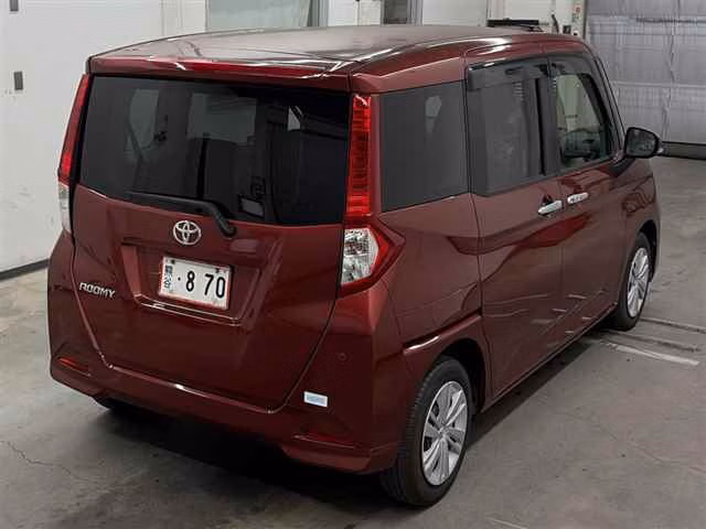TOYOTA ROOMY