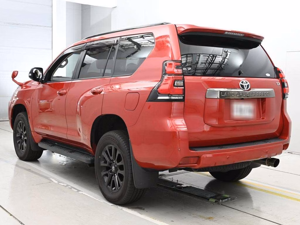 TOYOTA LAND CRUISER PRADO