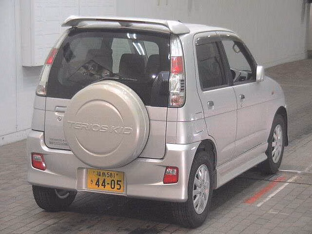 DAIHATSU TERIOS KID