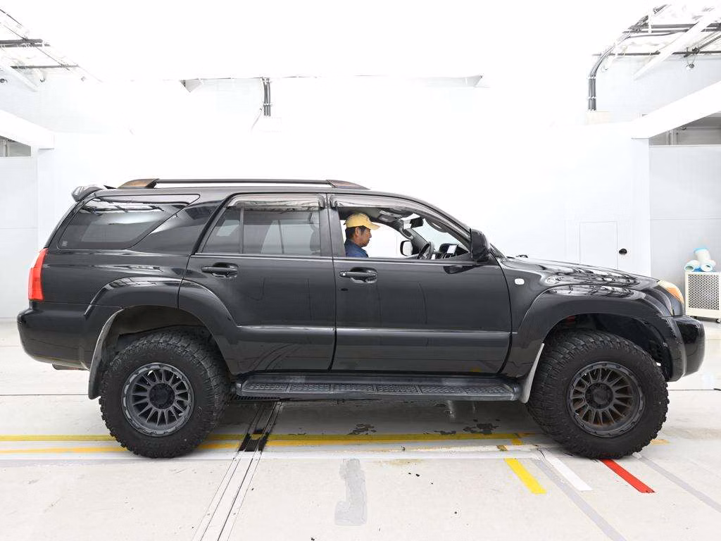 TOYOTA HILUX SURF