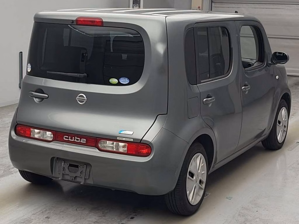 NISSAN CUBE