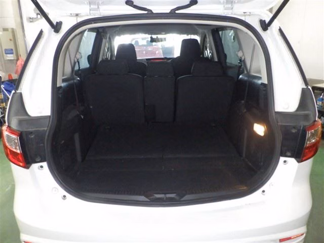 NISSAN LAFESTA