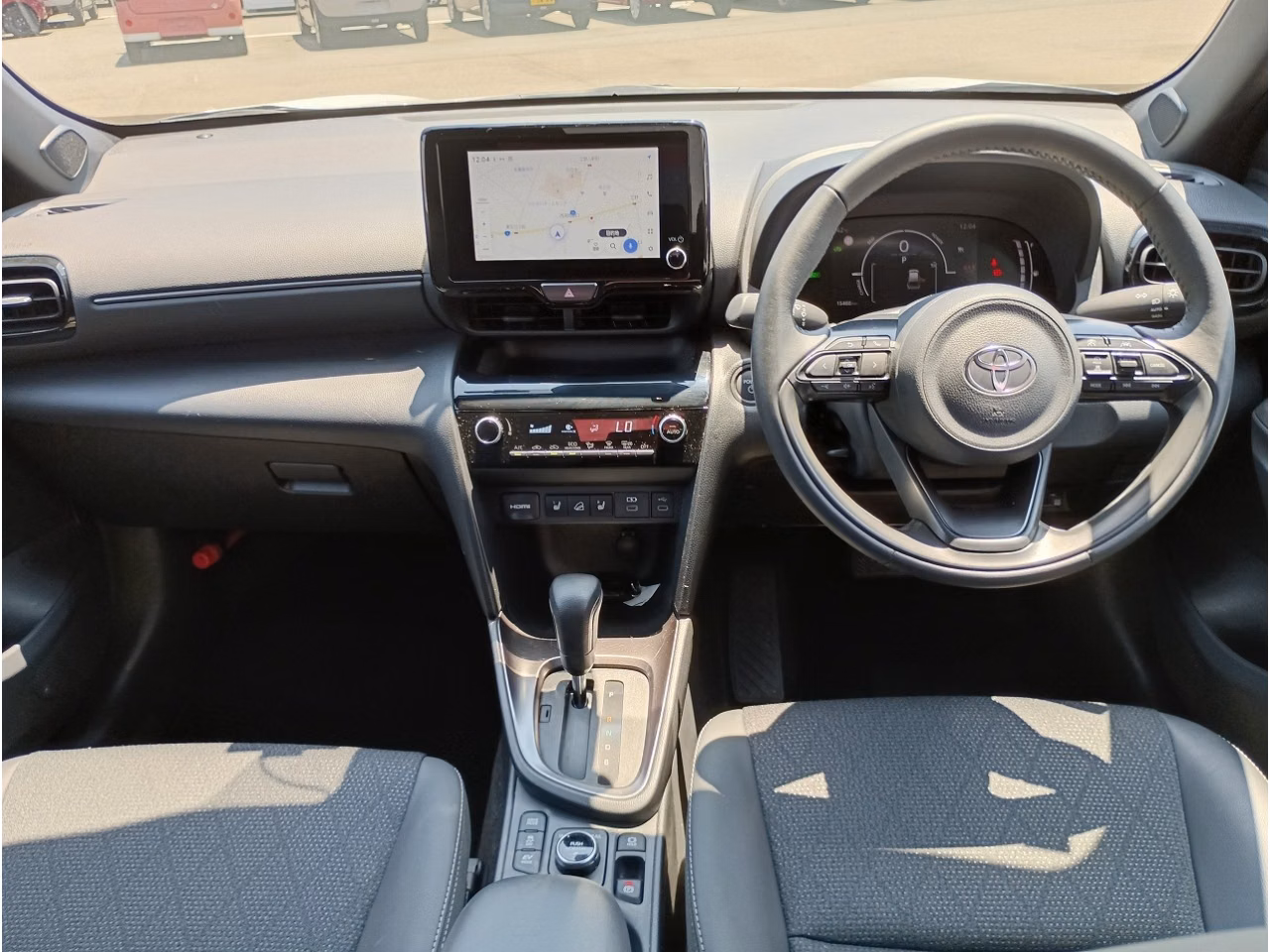 TOYOTA YARIS CROSS