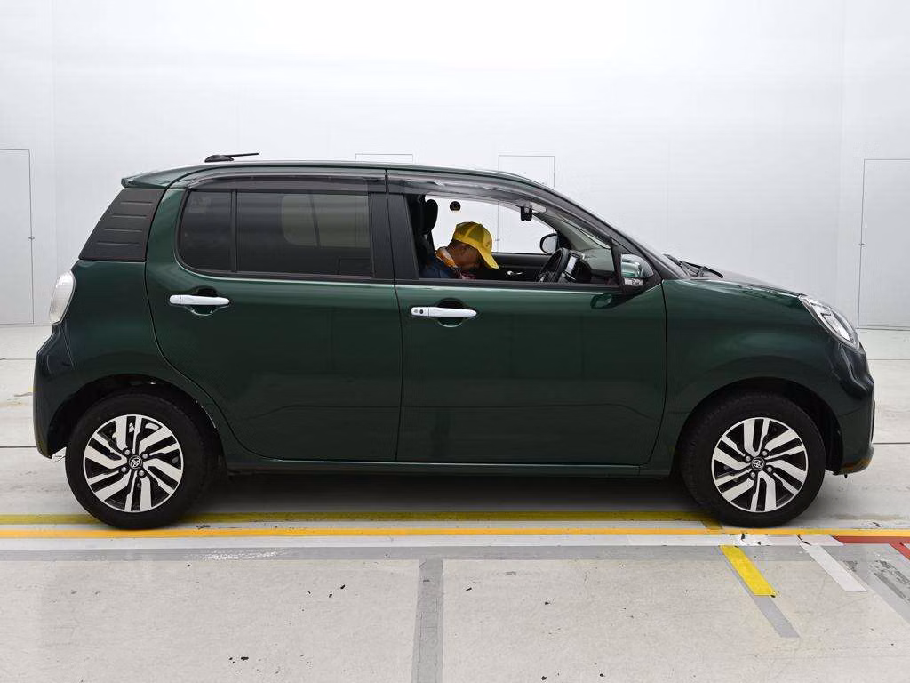 TOYOTA PASSO