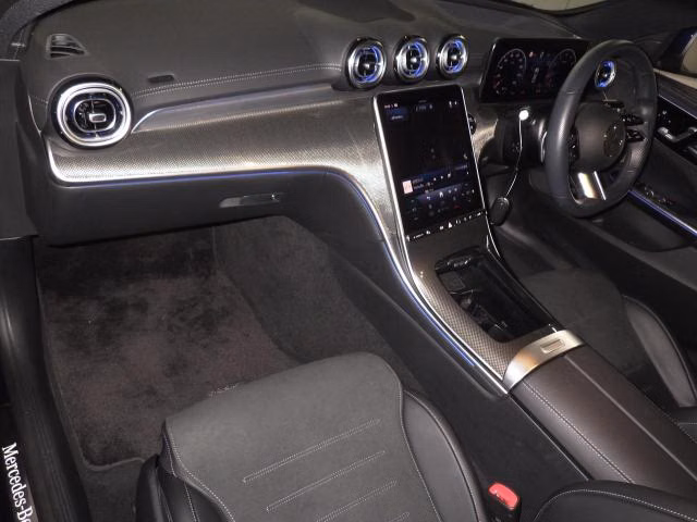 MERCEDES-BENZ C-CLASS