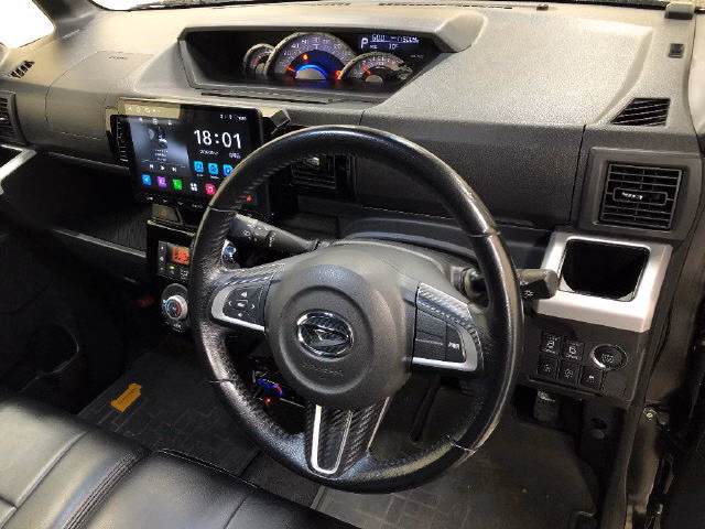 DAIHATSU WAKE