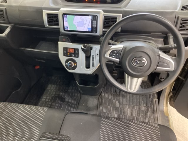 DAIHATSU WAKE