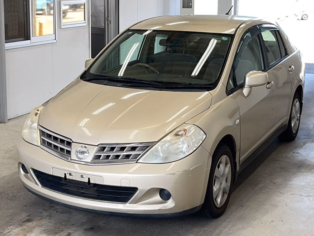 Nissan Tiida Latio