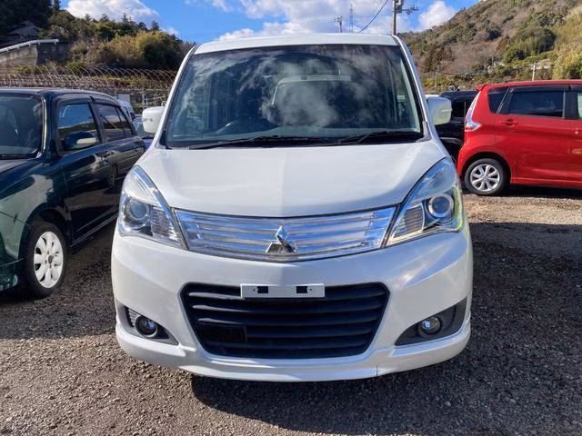 MITSUBISHI DELICA D:2
