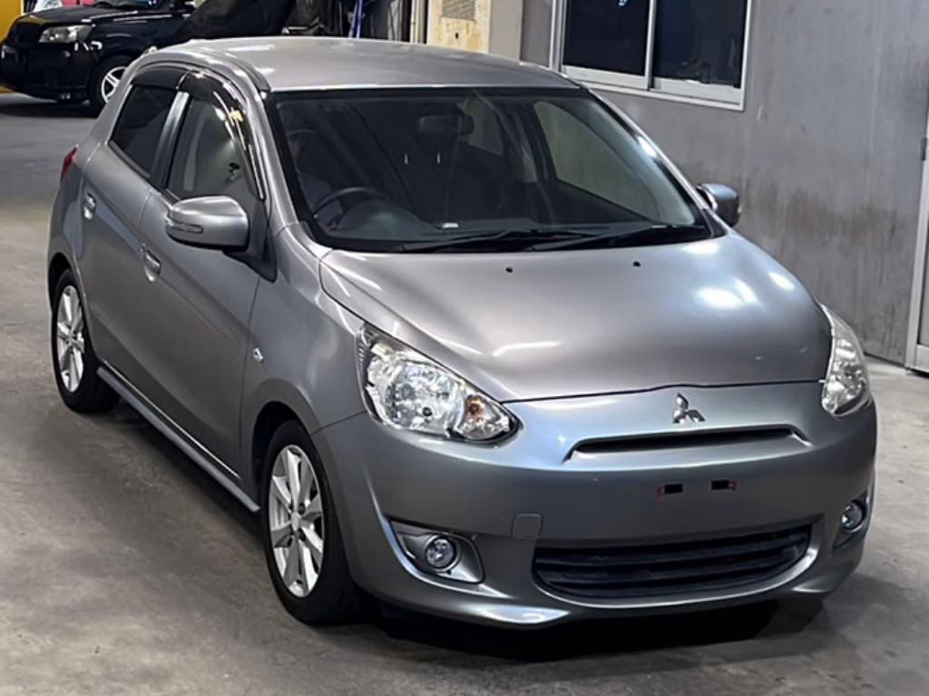 MITSUBISHI MIRAGE