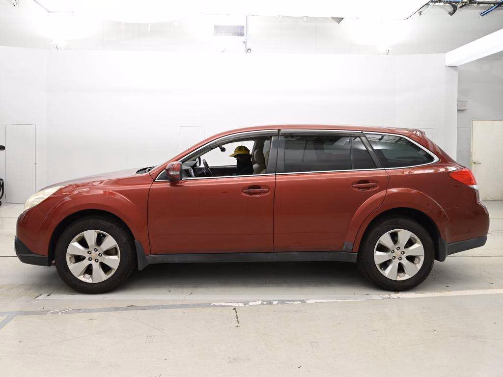 SUBARU OUTBACK