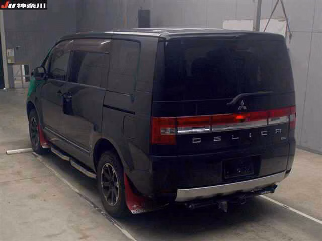 MITSUBISHI DELICA D:5