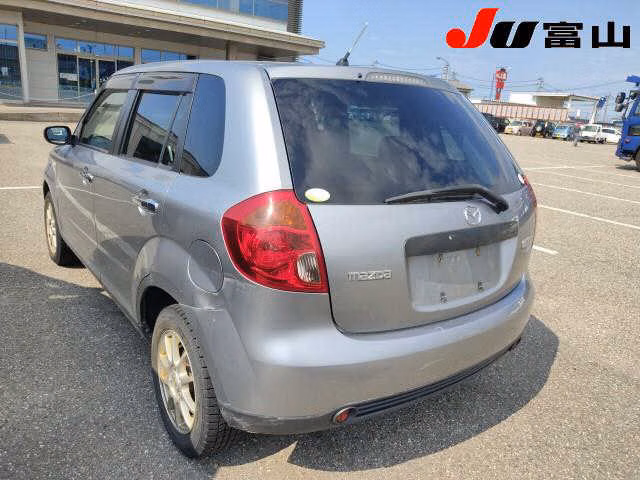 MAZDA VERISA