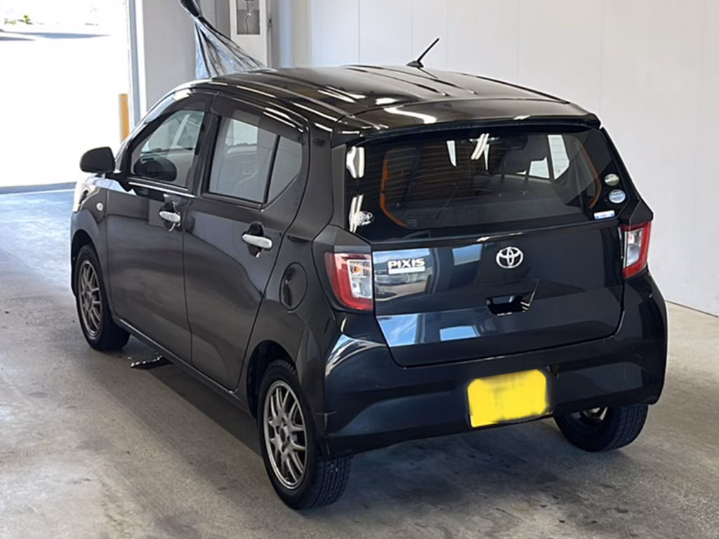 TOYOTA PIXIS EPOCH