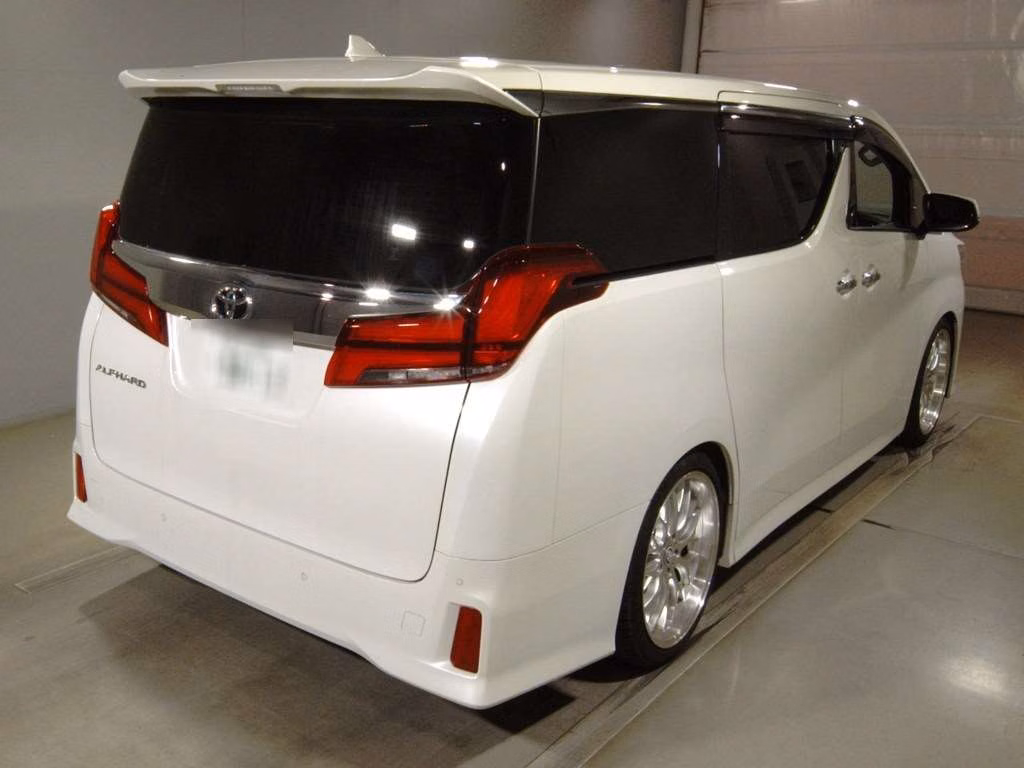 TOYOTA ALPHARD