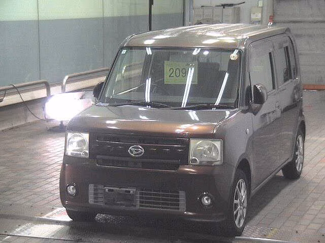 DAIHATSU MOVE CONTE