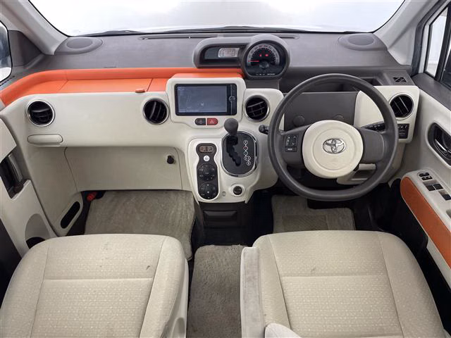 TOYOTA SPADE