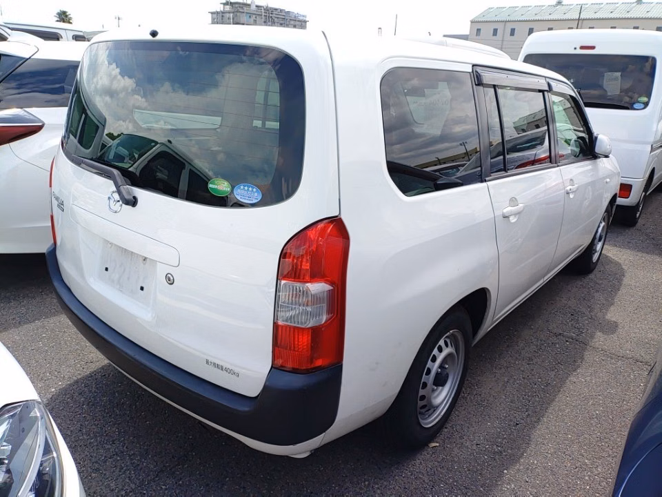 MAZDA FAMILIA