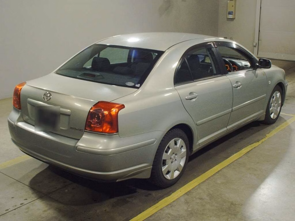 TOYOTA AVENSIS